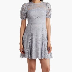 NWT Vince Camuto Lace Puff Sleeve Dress